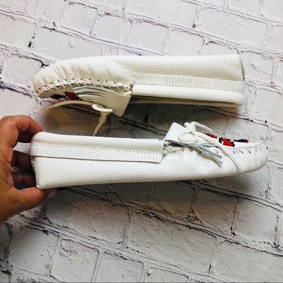 Minnetonka Thunderbird beaded eagle leather moc 8 - Picture 7 of 8